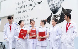 Trường đại học quốc tế đầu tiên đào tạo bác sĩ y học cổ truyền