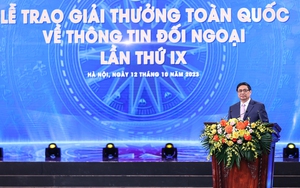 Thủ tướng Chính phủ dự lễ trao Giải thưởng toàn quốc về thông tin đối ngoại lần thứ IX