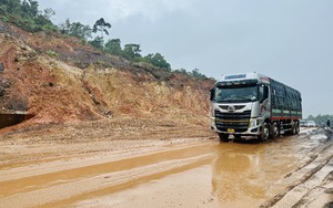 Khẩn trương khắc phục điểm sạt lở tuyến cao tốc La Sơn – Túy Loan