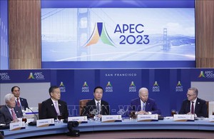 Chủ tịch nước dự Đối thoại giữa các nhà Lãnh đạo các nền kinh tế APEC