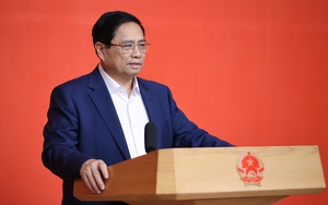 Thủ tướng chủ trì phiên họp thứ nhất của Tiểu ban Kinh tế-Xã hội Đại hội đại biểu toàn quốc lần thứ XIV của Đảng