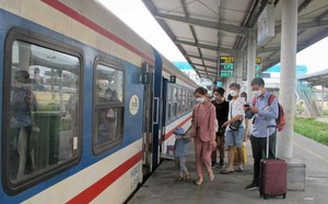 Tăng cường 52 đoàn tàu phục vụ khách dịp lễ 30/4-1/5