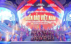 Phó Chủ tịch nước dự Lễ hội Văn hóa dân gian Biển đảo Việt Nam và Lễ hội Biển Đồ Sơn - Hải Phòng