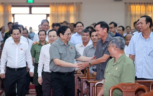 Thủ tướng Phạm Minh Chính và Đoàn đại biểu Quốc hội TP. Cần Thơ tiếp xúc cử tri