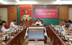 Ủy ban Kiểm tra Trung ương đề nghị Bộ Chính trị xem xét kỷ luật Đảng viên