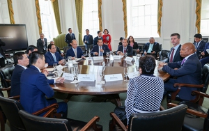 Thủ tướng chứng kiến việc thiết lập quan hệ kết nghĩa giữa TPHCM và New York