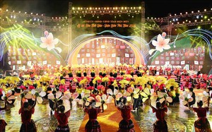 Khai mạc lễ hội Hoa Anh Đào-Điện Biên Phủ