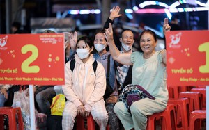 'Chuyến xe hạnh phúc' của Saigon Co.op đưa 900 người dân về quê đón Tết