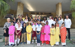 Phó Thủ tướng Trần Lưu Quang thăm ngôi trường mang tên nữ anh hùng Việt Nam ở La Habana