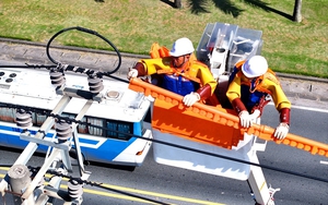 EVNNPC duy trì đảm bảo cấp điện an toàn trong cao điểm mùa nắng nóng