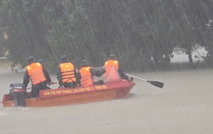 Lũ trên sông Hương, sông Bồ vượt báo động 3, TP. Huế ban hành công điện khẩn