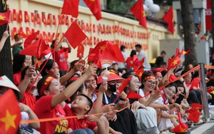 Chuẩn bị chi tiết, gợi ý các tuyến phố xem Tổng hợp luyện diễu binh, diễu hành A80 lần 2