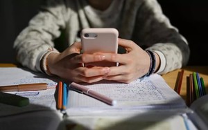 Bài 4: Hoàn thiện khung pháp lý về bảo vệ trẻ em trên môi trường mạng