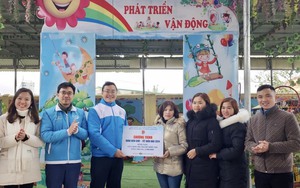  Mang 'Xuân ấm' đến vùng biên giới, hải đảo