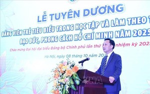 Tuyên dương đảng viên trẻ tiêu biểu trong học tập và làm theo tư tưởng, đạo đức, phong cách Hồ Chí Minh
