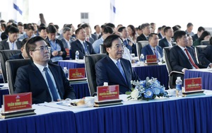 Bộ trưởng, Chủ nhiệm Trần Văn Sơn dự Lễ khởi công Dự án sản xuất ray đường sắt và thép đặc biệt Hòa Phát Dung Quất