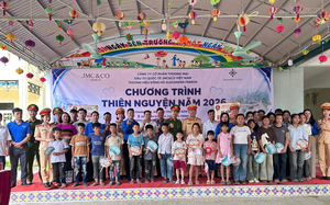 Đoàn Thanh niên VPCP hỗ trợ học sinh khó khăn tại tỉnh Thanh Hóa