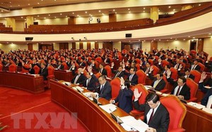 越共十三届六中全会进入第二天