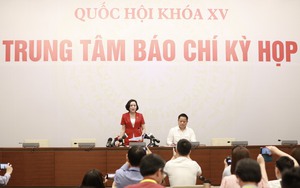 越南国会批准对于卫生部部长阮青龙革职决议和撤销其国会代表资格
