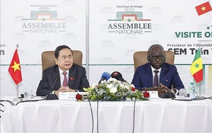 陈青敏主席与塞内加尔国民议会议长举行会谈