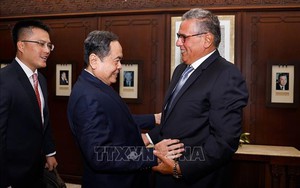 陈青敏主席会见摩洛哥首相阿齐兹·阿赫努什