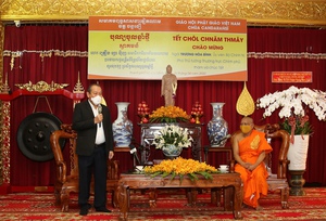 Phó Thủ tướng Thường trực chúc mừng Tết cổ truyền Chôl Chnăm Thmây