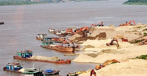 Siết quản lý khai thác cát, sỏi và bảo vệ lòng, bờ bãi sông