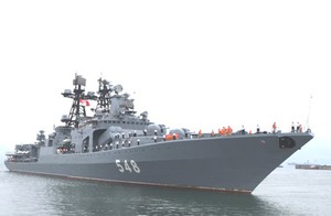 Chiến hạm săn ngầm Nga cập cảng Tiên Sa, Đà Nẵng