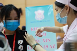 Hà Nội: Không quy định về hộ khẩu với đối tượng tiêm vaccine