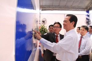 Thủ tướng Nguyễn Tấn Dũng khởi động dự án Khí Lô B-Ô Môn