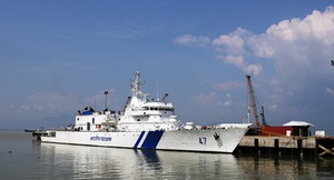 Tàu lực lượng bảo vệ bờ biển Ấn Độ cập cảng Tiên Sa
