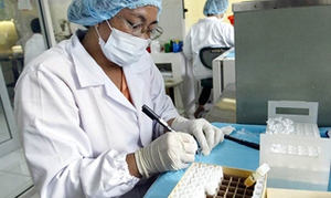 Cuba bào chế thành công vaccine mới phòng ung thư phổi