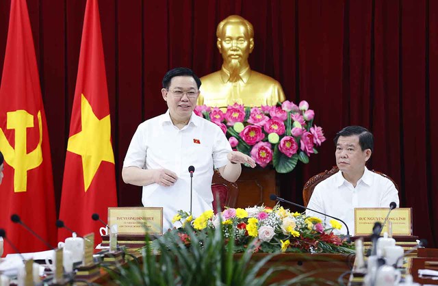 Chủ tịch Quốc hội thăm, chúc Tết tại Đồng Nai - Ảnh 1. Chủ tịch Quốc hội thăm, chúc Tết tại Đồng Nai - Ảnh 1.