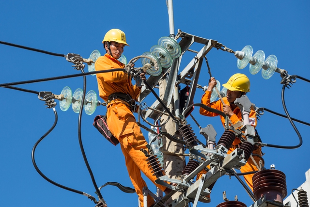 EVNCPC bảo đảm cấp điện trong dịp Tết Nguyên đán Nhâm Dần 2022 - Ảnh 1.