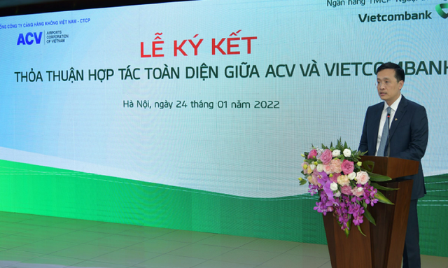 Vietcombank và Tổng công ty Cảng hàng không Việt Nam ký kết Thỏa thuận hợp tác toàn diện - Ảnh 1.