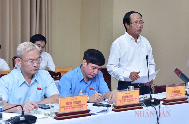 Chủ tịch Quốc hội Vương Đình Huệ làm việc với Ban Thường vụ Tỉnh ủy Bình Phước - Ảnh 2.