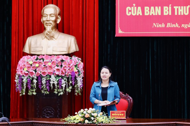 Phó Bí thư Thường trực Tỉnh ủy, Chủ tịch HĐND tỉnh Ninh Bình Trần Hồng Quảng được nghỉ hưu trước tuổi - Ảnh 1.