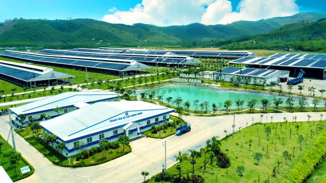 Vinamilk dẫn đầu Top 10 thương hiệu mạnh Việt Nam 2022 - Ảnh 2.