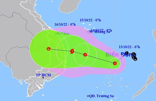 ATNĐ có khả năng mạnh lên thành bão, hướng vào miền Trung - Ảnh 1.