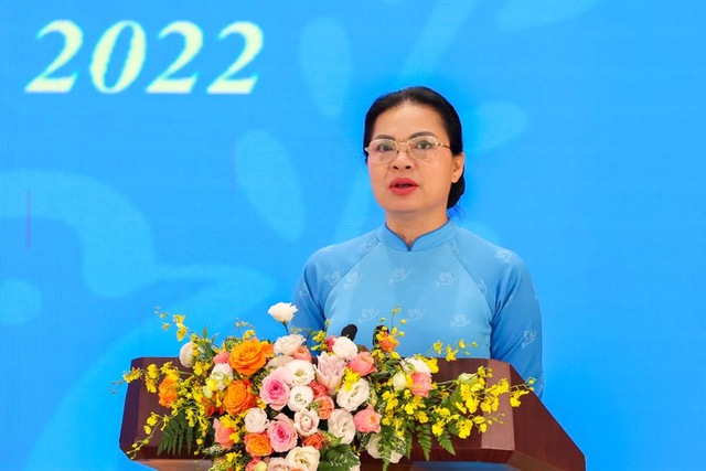 Thủ tướng Phạm Minh Chính đối thoại với phụ nữ Việt Nam - Ảnh 4.