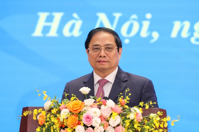 Thủ tướng Phạm Minh Chính đối thoại với phụ nữ Việt Nam - Ảnh 5.
