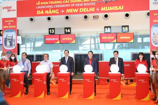 Khai trương đường bay từ Đà Nẵng - New Delhi và Mumbai (Ấn Độ) - Ảnh 1. Khai trương đường bay từ Đà Nẵng - New Delhi và Mumbai (Ấn Độ) - Ảnh 1.