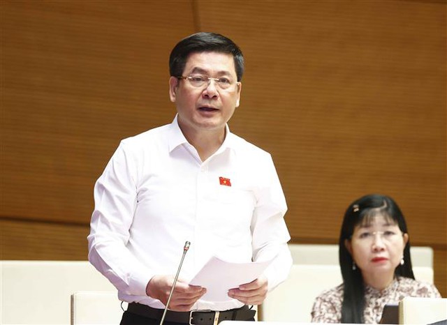 Bộ trưởng Nguyễn Hồng Diên: Sẽ tháo gỡ khó khăn cho doanh nghiệp kinh doanh xăng dầu về tiếp cận nguồn vốn  - Ảnh 1.