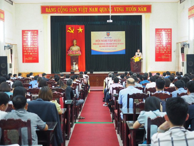Tập huấn nghiệp vụ về công tác chuẩn tiếp cận pháp luật tại Nam Định - Ảnh 2.