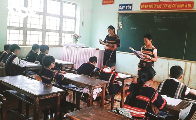 Đề xuất quy định tổ chức đào tạo và cấp chứng chỉ tiếng dân tộc thiểu số - Ảnh 1. Đề xuất quy định tổ chức đào tạo và cấp chứng chỉ tiếng dân tộc thiểu số - Ảnh 1.