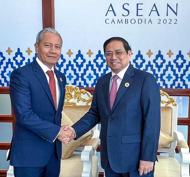 Thủ tướng Phạm Minh Chính gặp Chủ tịch Hạ viện Malaysia - Ảnh 1.