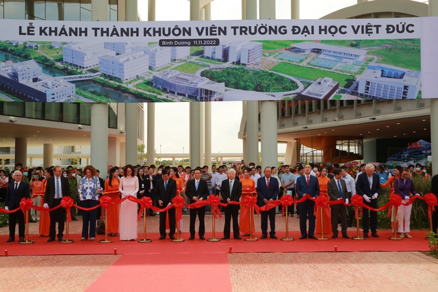 Xứng đáng là 'hảỉ đăng' trong quan hệ Việt Nam - Đức - Ảnh 1. Xứng đáng là 'hảỉ đăng' trong quan hệ Việt Nam - Đức - Ảnh 1.