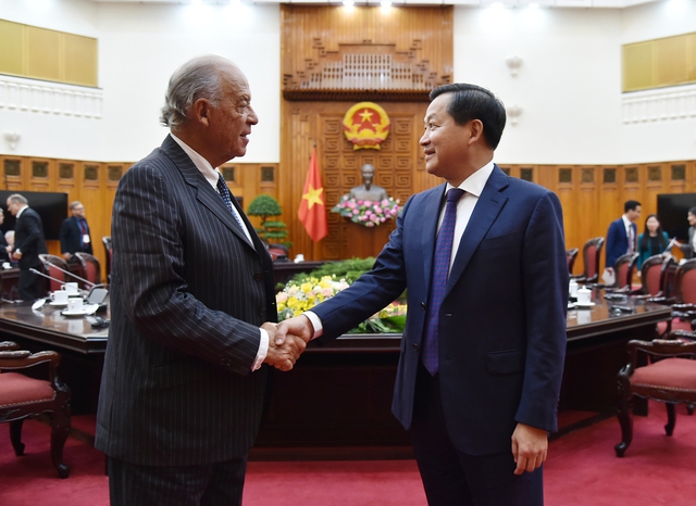 Phó Thủ tướng Lê Minh Khái tiếp Đoàn doanh nghiệp Thụy Sĩ - Ảnh 1.