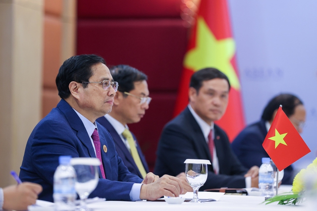 Thủ tướng Phạm Minh Chính gặp Thủ tướng Australia - Ảnh 2. Thủ tướng Phạm Minh Chính gặp Thủ tướng Australia - Ảnh 2.
