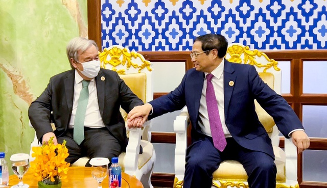 Thủ tướng gặp Tổng Thư ký LHQ: Các nước đang phát triển phải nâng cao tính tự lực tự cường - Ảnh 1. Thủ tướng gặp Tổng Thư ký LHQ: Các nước đang phát triển phải nâng cao tính tự lực tự cường - Ảnh 1.
